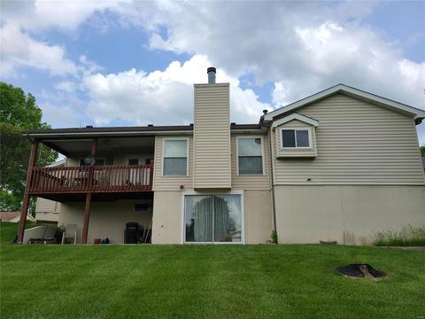 331 Carriage Trail Ct, O'fallon, MO 63368 photo 2