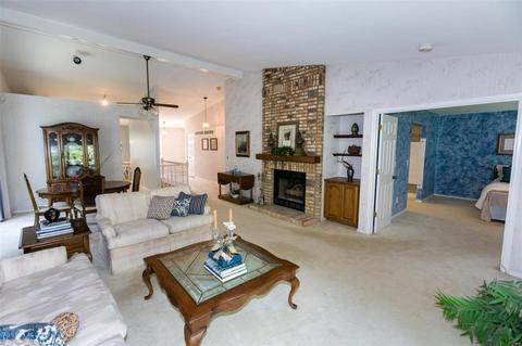 540 Oak Ridge Trl, Ballwin, MO 63021 photo 5