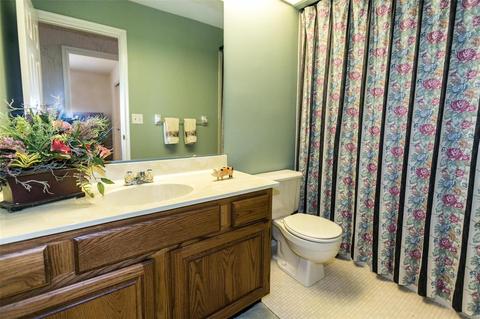 540 Oak Ridge Trl, Ballwin, MO 63021 photo 15