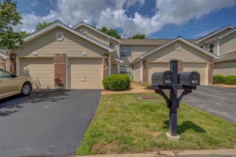 845 Woodside Trails Dr, Ballwin, MO 63021 photo 1