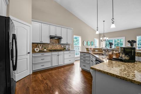 508 Trevi Ln, Ballwin, MO 63011 photo 10