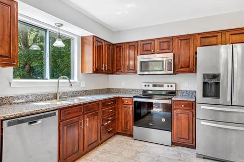 712 Spring Hill Farm Dr, Ballwin, MO 63021 photo 11