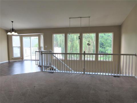 155 Royallmanor Ln, O'fallon, MO 63368 photo 3