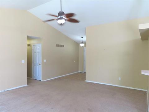 155 Royallmanor Ln, O'fallon, MO 63368 photo 2