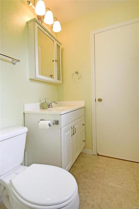 1105 Dauphine Ln, Manchester, MO 63011 photo 20