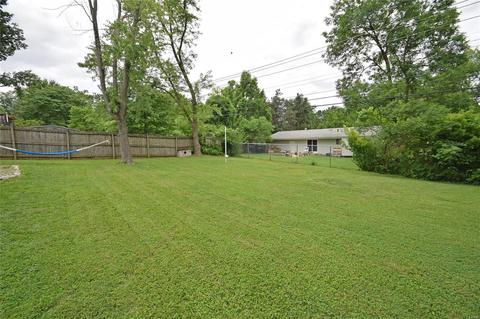1105 Dauphine Ln, Manchester, MO 63011 photo 27