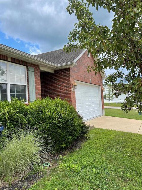 201 Stonebrook Dr, Union, MO 63084 photo 1