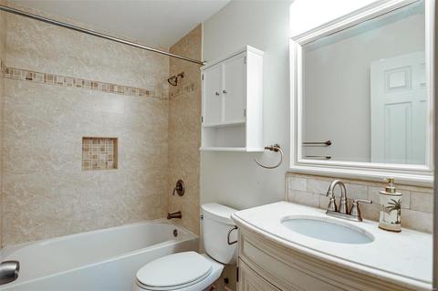 1513 Berry Leaf, Ballwin, MO 63021 photo 39