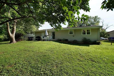 811 Bordeaux, Ballwin, MO 63011 photo 2
