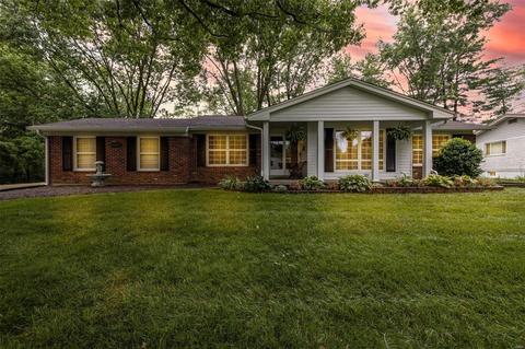 426 Claymont Dr, Ballwin, MO 63011 photo 1