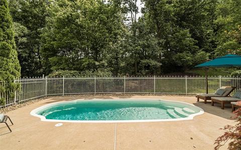 744 Blairbeth Dr, Weldon Spring, MO 63304 photo 4