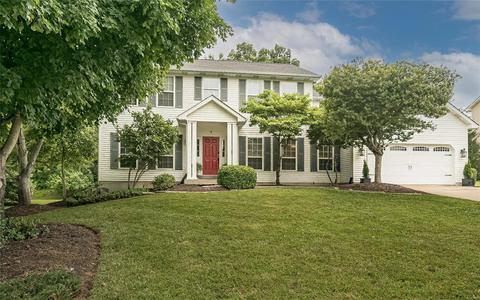 744 Blairbeth Dr, Weldon Spring, MO 63304 photo 1