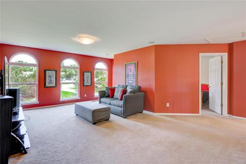 333 Carr Mnr, Ballwin, MO 63021 photo 13