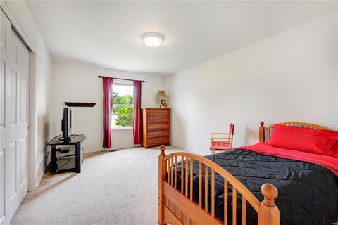 333 Carr Mnr, Ballwin, MO 63021 photo 20