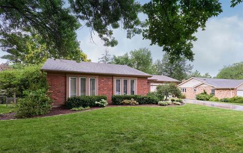 1044 Del Ebro, Ballwin, MO 63011 photo 5