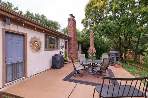 1044 Del Ebro, Ballwin, MO 63011 photo 7