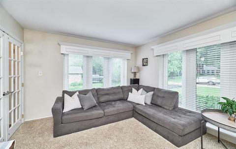 1044 Del Ebro, Ballwin, MO 63011 photo 18
