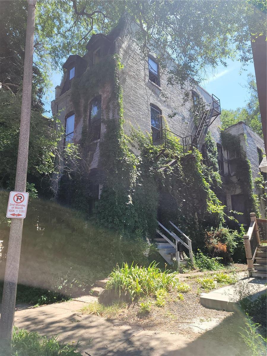 2826 Texas Ave, Saint Louis, MO 63118 51 Photos MLS 21047074 Movoto