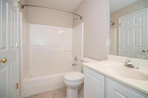 1529 Forest Springs Dr, Ballwin, MO 63021 photo 17