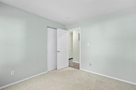 905 Crestland, Ballwin, MO 63011 photo 20