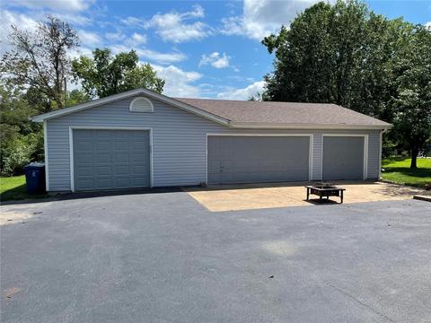 132 Lock Dr, Ballwin, MO 63011 photo 3