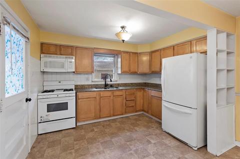 617 Robert Ave, Ferguson, MO 63135 photo 8