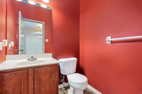 543 Brook Meadow Dr, Ballwin, MO 63021 photo 6