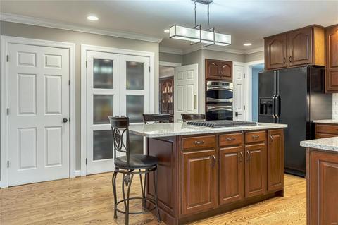 1336 Rusticview Dr, Ballwin, MO 63011 photo 17