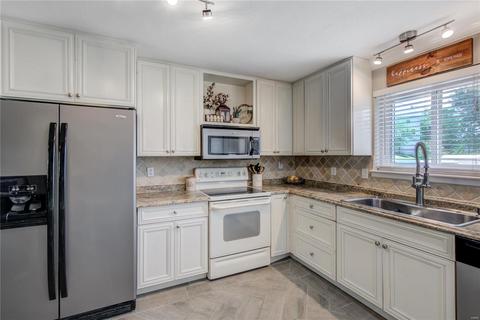 601 Hill Dr, Eureka, MO 63025 photo 8