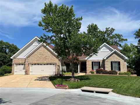 752 Castle Rdg, Ballwin, MO 63021 photo 1