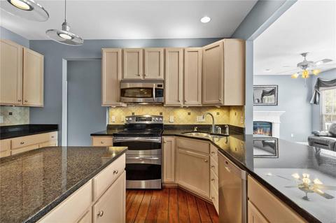 1806 Heather Glen Ct, Lake Saint Louis, MO 63367 photo 10