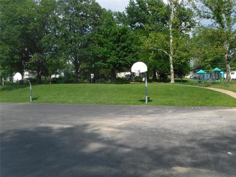 33 Roland Ave, Ballwin, MO 63021 photo 39