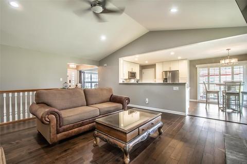254 Greenburn Dr, Weldon Spring, MO 63304 photo 21
