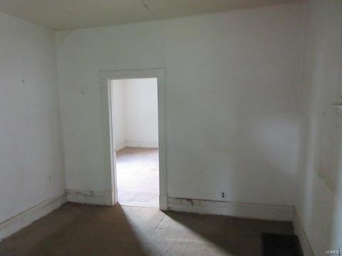 4419 Eichelberger, Saint Louis, MO 63116 photo 11