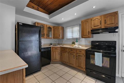 124 Coral Ter, Ballwin, MO 63011 photo 9