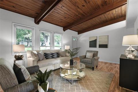124 Coral Ter, Ballwin, MO 63011 photo 3