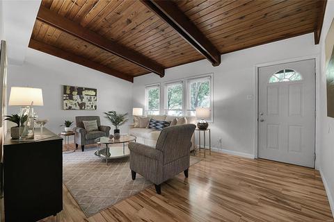 124 Coral Ter, Ballwin, MO 63011 photo 6