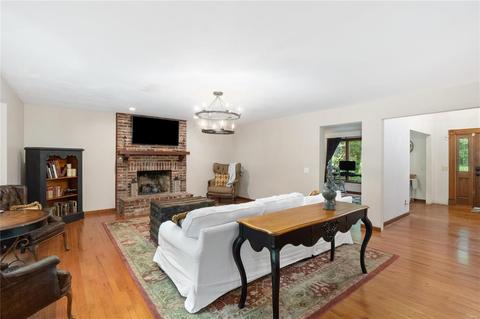 1922 Berthoud Pass Ct, Wildwood, MO 63011 photo 6