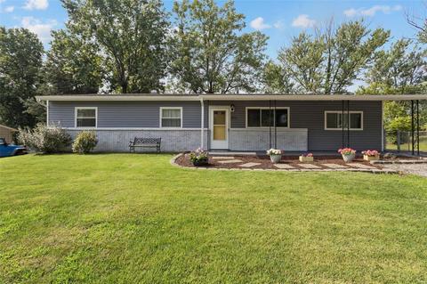 271 Ramsey Ln, Ballwin, MO 63021 photo 1