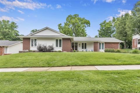 479 Maymont Dr, Ballwin, MO 63011 photo 1