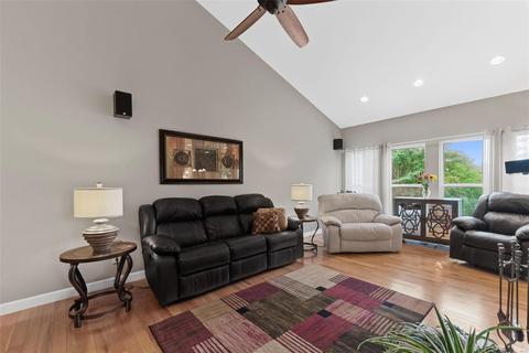 263 Valleybrook Ct, O'fallon, MO 63368 photo 5