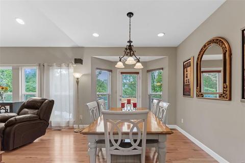 263 Valleybrook Ct, O'fallon, MO 63368 photo 9