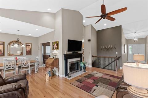 263 Valleybrook Ct, O'fallon, MO 63368 photo 7