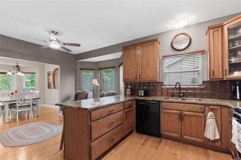 263 Valleybrook Ct, O'fallon, MO 63368 photo 17