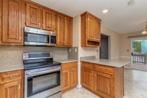 831 Green Lantern, Ballwin, MO 63011 photo 11