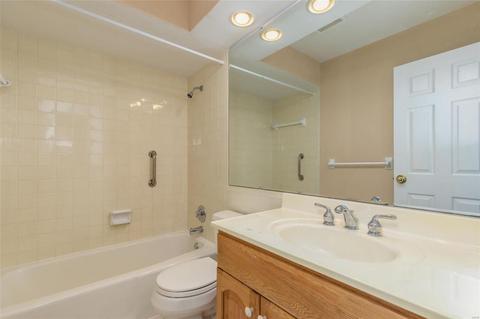 831 Green Lantern, Ballwin, MO 63011 photo 31
