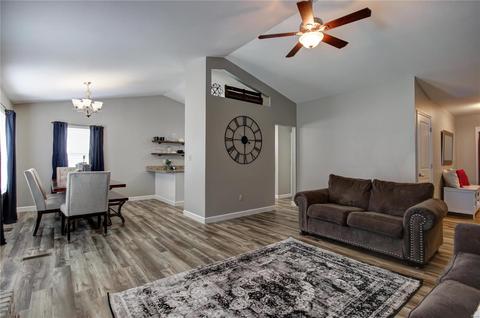 7176 Oak Stream Dr, O'fallon, MO 63368 photo 10