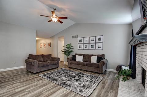 7176 Oak Stream Dr, O'fallon, MO 63368 photo 6