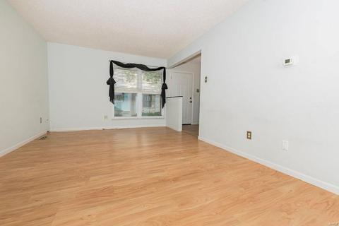 13357 Hiddendale Ln, Ballwin, MO 63021 photo 7