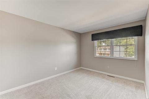 808 Pine Village Ct, Ballwin, MO 63021 photo 13